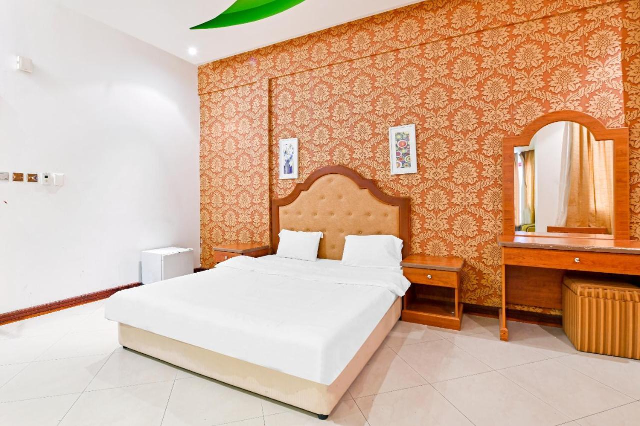 Oyo 118 Revira Hotel Manama Exterior foto