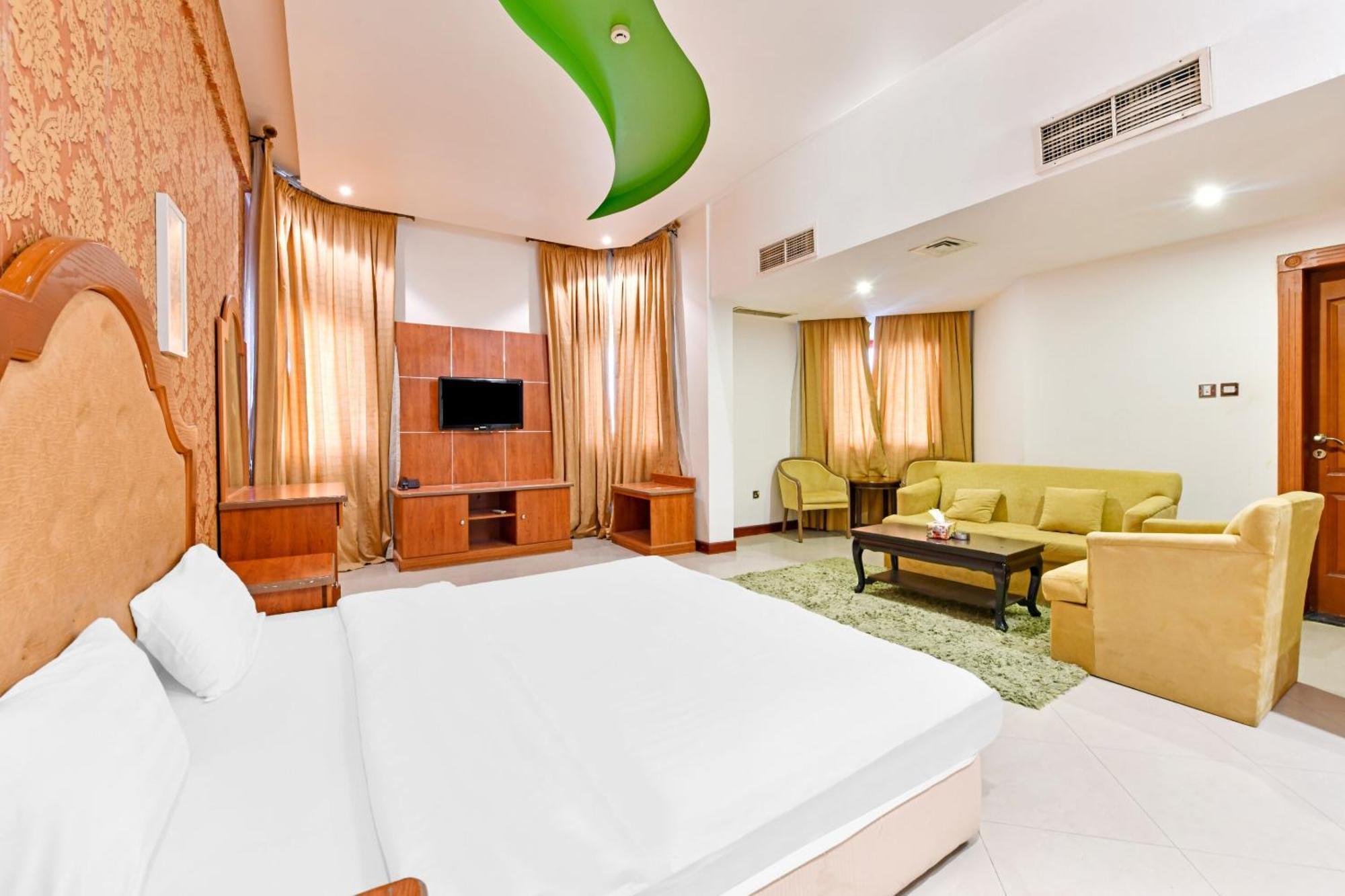 Oyo 118 Revira Hotel Manama Exterior foto